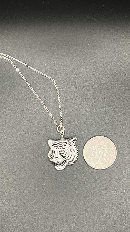 "Fierce Elegance: The Tiger's Gaze Pendant Necklace"