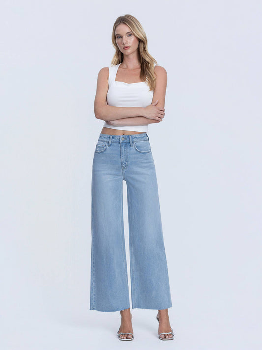 HIGH RISE LIGHT WASH RAW HEM ANKLE WIDE JEANS LV1918