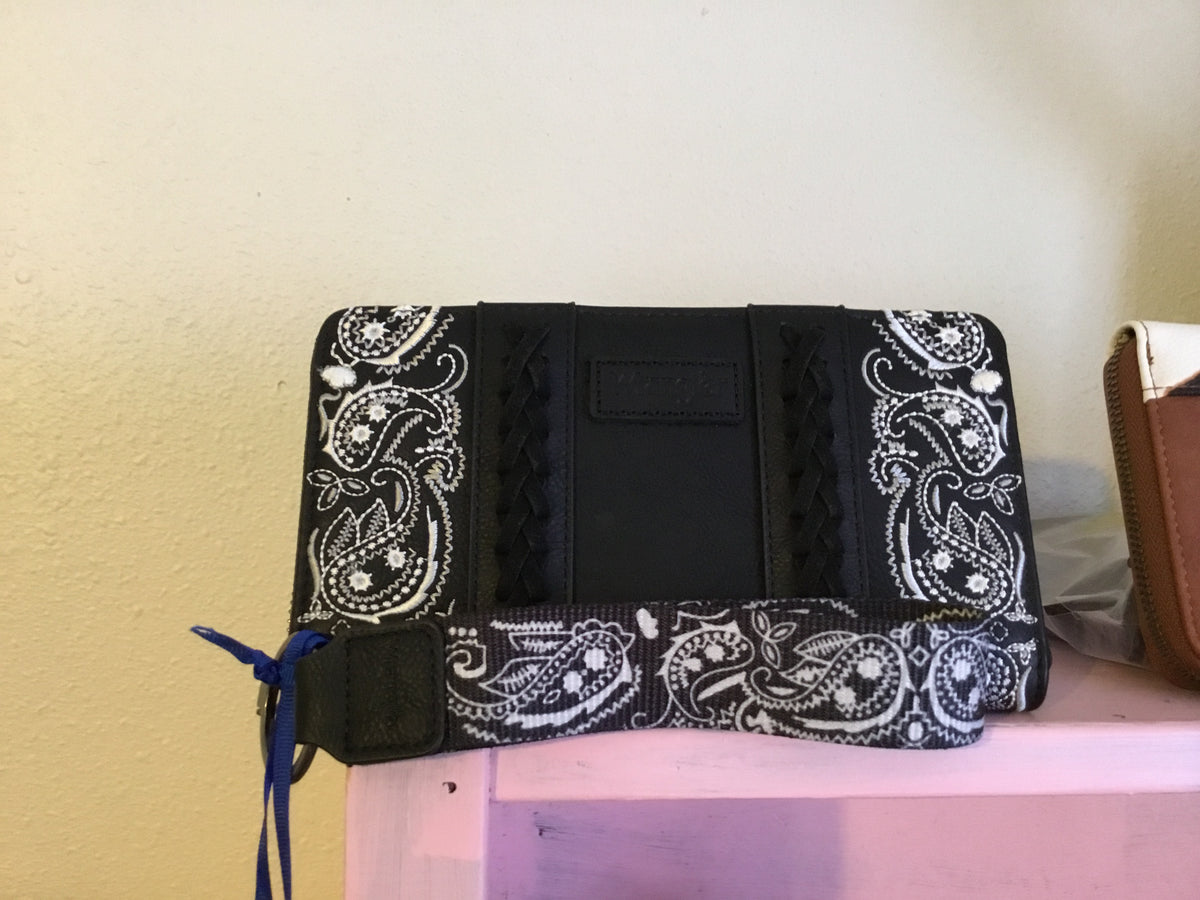 Black Wrangler Wristlet Wallet