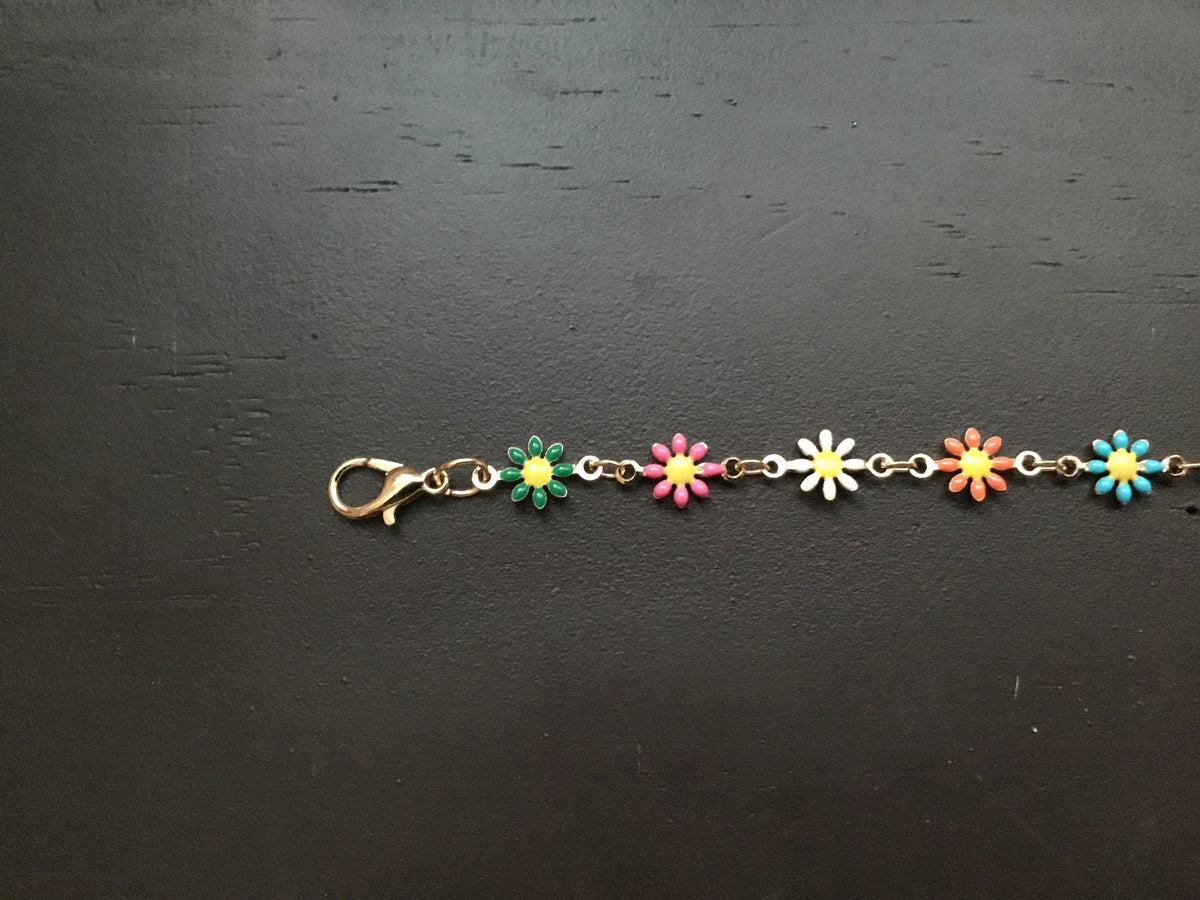 Gold Toned Colored Daisy Trucker Hat Band