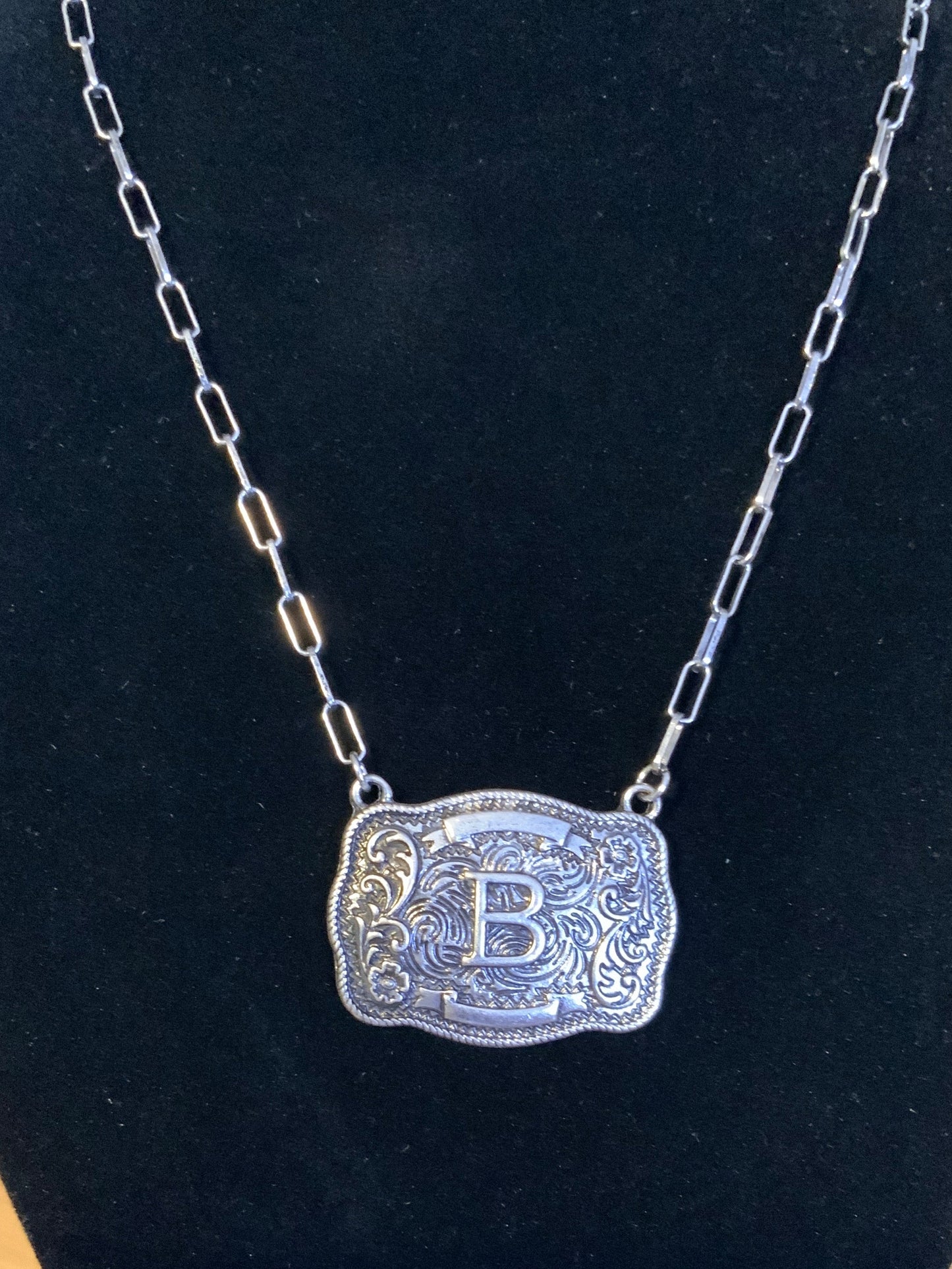 Tipi “B” Buckle Necklace