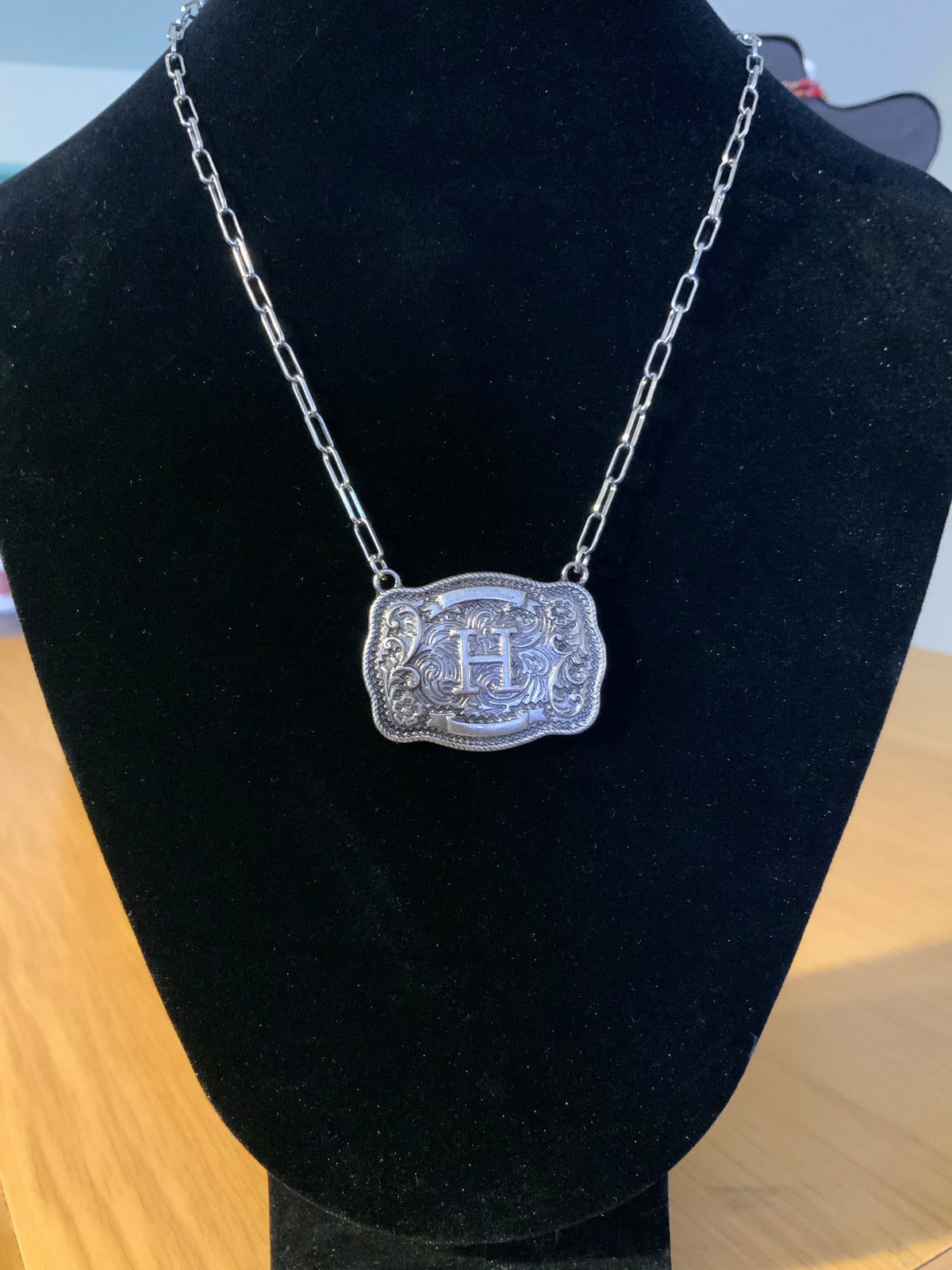 Tipi “H” Buckle Necklace