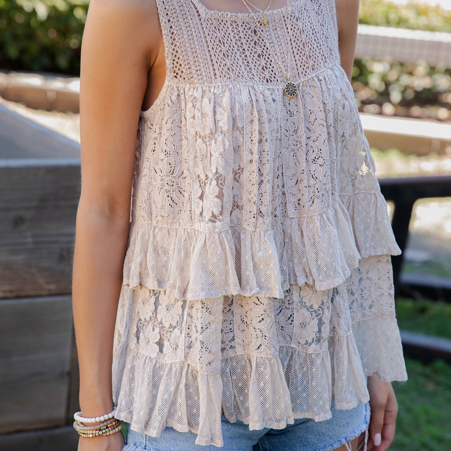 Desert Dream Moonlight Tiered Lace Ruffle Ranch Top : LATTE / REGULAR